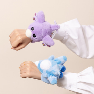 AVIC Avion De Chasse Petit Avion Q Version 20 J-20 J-3 En Peluche Jouet Soulagement Du Stress Lavé PP Coton Bracelet - Product Image 2