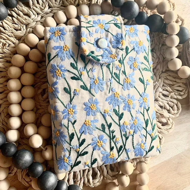 Sleeve Blue Beige Daisy Embroidered Table Sleeve Padded Sleeve Custom Cover