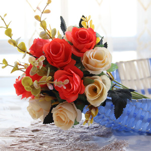 Nouveau petit bouquet de fleurs de <span class=keywords><strong>roses</strong></span> de style européen à 6 fourchettes et 12 têtes pour la décoration de la maison - Product Image 5