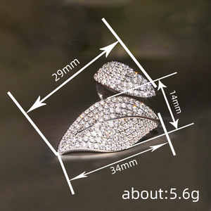 Anello Aperto a Forma di Germoglio Primaverile Regolabile, Stile Naturale, Accessorio Moda per Feste e Outfit Quotidiani - Product Image 4
