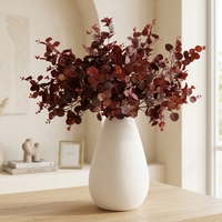 Daun Eucalyptus Buatan Bunga Sutra Warna Burgundy Ungu Merah Tanaman Hijau Palsu untuk Dekorasi Rumah Pernikahan Kedai Kopi.