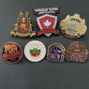 เสื้อหนาวที่มีน้ำหนักมากในการฝึก,เข็มกลัดปกเสื้อแบบนุ่มเคลือบสไตล์แคนาดา - Product Image 1