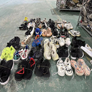 <span class=keywords><strong>Scarpe</strong></span> usate all'ingrosso Sneakers <span class=keywords><strong>di</strong></span> alta qualità balle <span class=keywords><strong>di</strong></span> <span class=keywords><strong>scarpe</strong></span> <span class=keywords><strong>di</strong></span> marca <span class=keywords><strong>di</strong></span> seconda mano stili misti per le donne e gli uomini <span class=keywords><strong>scarpe</strong></span> Stock - Product Image 5