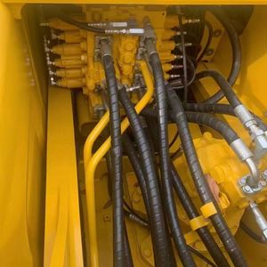 Excavadora Komatsu PC220-7 Usada en Buenas Condiciones, Original, PC220, PC220-8, Excavadora de Segunda Mano, Tractores Pesados, Traktor, Pocas Horas de Uso - Product Image 6