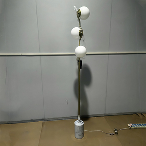 Lampe sur pied moderne à 3 globes avec base en marbre, lampe sur pied à boules de verre givré pour salon, chambre à coucher, décoration nordique pour la maison - Product Image 6
