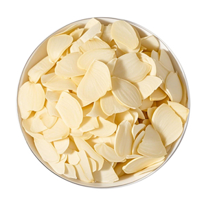 Tranches d'ail séchées de haute qualité flocons de l'usine chinoise processus de séchage brut ad excellent pour le prix économique des aliments - Product Image 1
