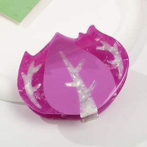 مشبك شعر أنيق على شكل سمكة القرش لتسريحة الشعر الخلفية، إكسسوار شعر راقي يزيد من حجم الشعر - Product Image 4