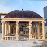 Gazebo en marbre blanc sculpté à la main, pavillon de jardin classique en pierre avec dôme en feuille de métal