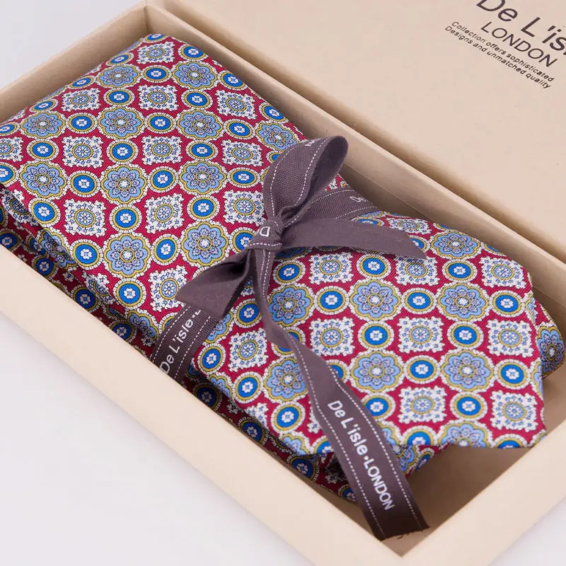 Produttore cinese all'ingrosso basso MOQ pura seta cravatte da uomo Logo personalizzato 100% fatto a mano di alta qualità cravatta a buon mercato per gli uomini