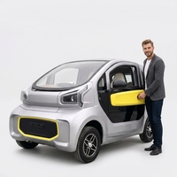 Personnalisation flexible disponible, moteur de haute qualité 1500W, 2 portes, 4 roues, voiture électrique à basse vitesse pour adultes