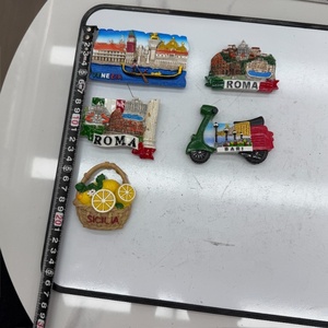 Magneti Souvenir 3D in Resina all'Ingrosso, Monumenti di Londra, Parigi, Venezia per Decorazione Casa e Regali Aziendali - Product Image 4