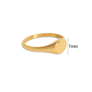 Anillo de acero inoxidable chapado en oro de 18k, joyería minimalista de alto pulido, grabado de nombre, resistente al agua, en blanco, ovalado - Product Image 6