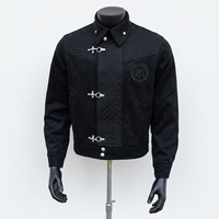 Veste en daim noir pour homme sur mesure OEM, broderie gothique filigranée, fermeture à boucle métallique, streetwear, marque privée