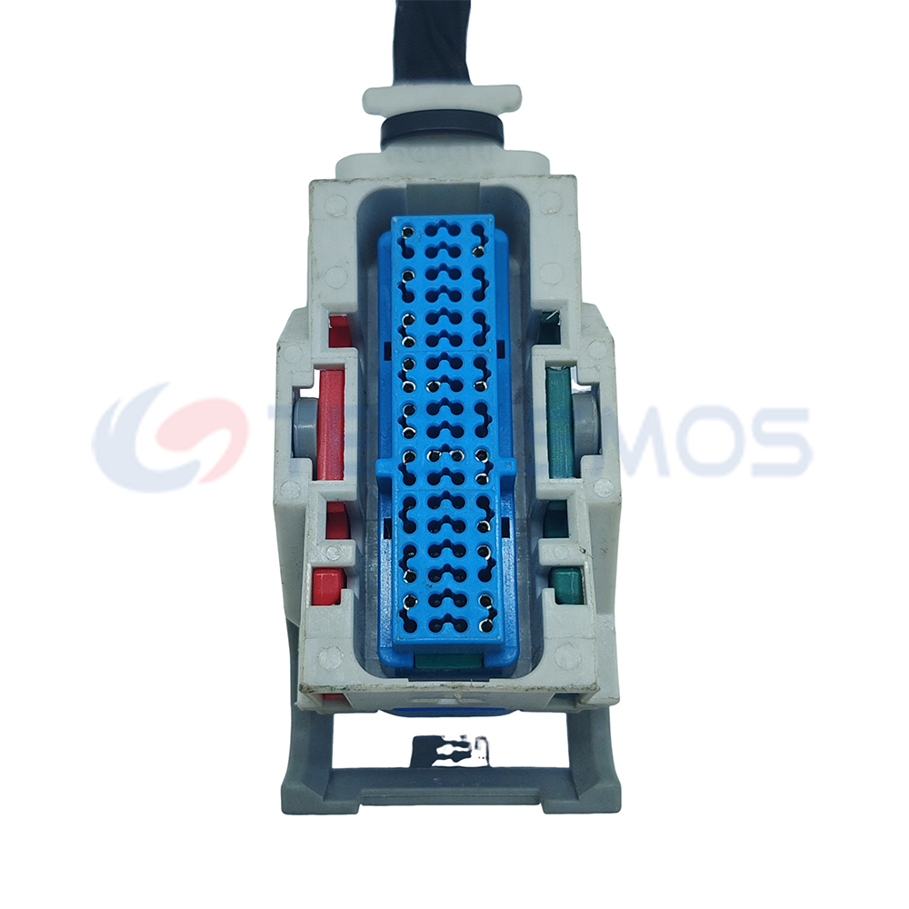 Automotive Computer Board Plug Harness Connector Waterproof Shell for Great Wall 72 Pin Female CT72-0001M