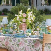 Ensemble de linge de table en polyester Offres Spéciales nappe imprimée florale serviettes brodées napperons décoratifs pour les rassemblements de printemps