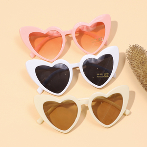 Unisex Love Sunglasses for Kids Fashionable Square PC <strong>Frame</strong> with UV400 TAC Lenses Clear Blue Black <strong>Red</strong> Clear Options Cycling - Product Image 6