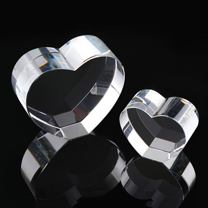 Bloc de verre transparent en forme de cœur, cristal vierge pour gravure photo 3D, souvenirs - Product Image 4