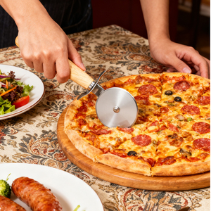 Nuevo producto, accesorios de cocina para el hogar, cáscara de <span class=keywords><strong>Pizza</strong></span> casera, herramientas de corte de <span class=keywords><strong>Pizza</strong></span> de Metal de aluminio con mango de madera - Product Image 5