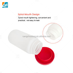 YZB Venta caliente 1L Manual de plástico <span class=keywords><strong>Bebederos</strong></span> <span class=keywords><strong>para</strong></span> aves de corral Bebedero y alimentador de pollitos - Product Image 2