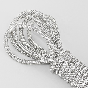 Yantuo accessoires de vêtement 7 rangées de luxe cristal <span class=keywords><strong>diamant</strong></span> strass <span class=keywords><strong>cordon</strong></span> pour sweats à capuche cristal strass corde Tube - Product Image 3