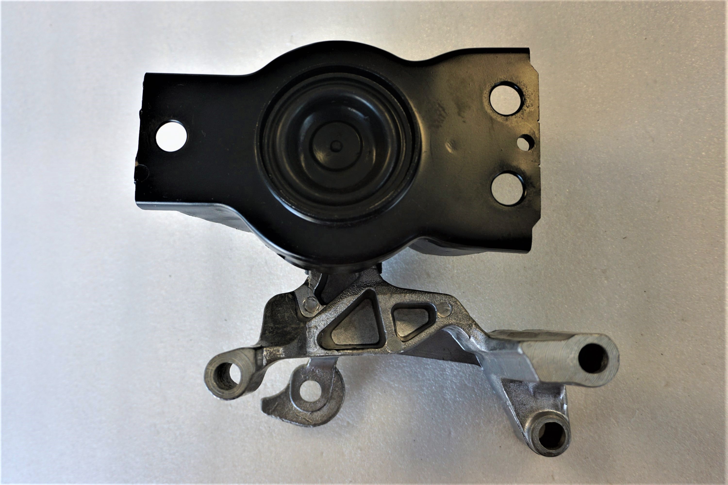 Nissan Quashqai J10 Engine Mounting - High Quality & Durable