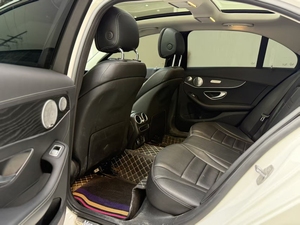 <span class=keywords><strong>Mercedes</strong></span>-Benz C260 Berlina di Lusso 2021 Euro VI Classe <span class=keywords><strong>C</strong></span> con 200-250 CV 300-400 Nm Cambio Automatico Pneumatici R18 Sedili in Pelle - Product Image 4