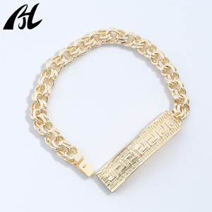 Pulseira corrente cubana banhada a ouro 14K personalizada estilo moderno com superfície lisa e capacidade de gravação feita de latão - Product Image 3