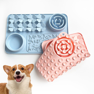 <span class=keywords><strong>Tapis</strong></span> <span class=keywords><strong>de</strong></span> recherche d'animaux domestiques en silicone Bol d'alimentation pour animaux <span class=keywords><strong>de</strong></span> compagnie Mangeoire pour chats Tampon à lécher multi-aliments avec ventouses - Product Image 1