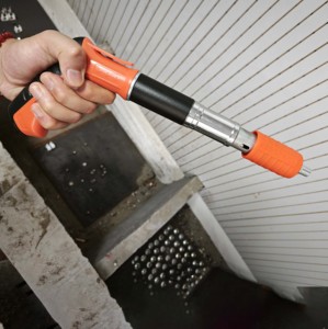 La mini pistola de clavos más barata, herramientas de techo inalámbricas para hormigón y acero - Product Image 2