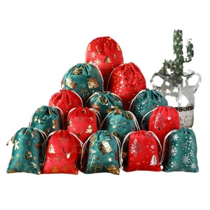 Wowei <span class=keywords><strong>natale</strong></span> sacchetti regalo in lamina d'oro con cordino <span class=keywords><strong>di</strong></span> velluto <span class=keywords><strong>di</strong></span> <span class=keywords><strong>natale</strong></span> <span class=keywords><strong>vigilia</strong></span> sacchetti <span class=keywords><strong>di</strong></span> caramelle flanella albero <span class=keywords><strong>di</strong></span> <span class=keywords><strong>Natale</strong></span> decorazione borse - Product Image 5
