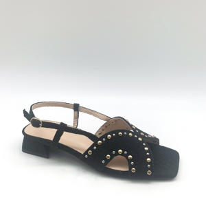 Sandali quadrati <span class=keywords><strong>con</strong></span> <span class=keywords><strong>tacco</strong></span> basso alla moda da donna <span class=keywords><strong>con</strong></span> <span class=keywords><strong>borchie</strong></span> - Product Image 3