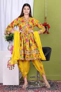 Nouvelle tenue Sharara ethnique en rayonne avec Dhoti et Dupatta élégant, en matériaux recyclés, pour toutes les saisons et occasions festives - Product Image 3