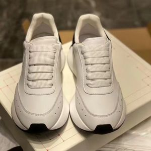 Produits en promotion, chaussures blanches de luxe de créateurs, chaussures de marque personnalisées, chaussures de sport décontractées de haute qualité pour hommes et femmes - Product Image 2