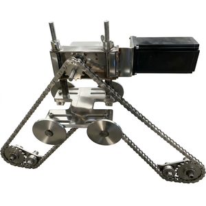 Coupe-jet d'eau portable BTECH 250 MPa avec alimentateur abrasif et rails spéciaux pour la découpe de tuyaux et de réservoirs - Product Image 1