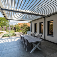 Pergola à lames orientables, toit imperméable, aluminium PE, largeur maximale de 6 mètres, bois traité sous pression naturel, type extérieur, imperméable