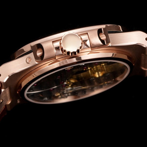 L'<span class=keywords><strong>orologio</strong></span> della serie ha una cassa da 40 mm e presenta un movimento <span class=keywords><strong>automatico</strong></span>, rendendo il IT un <span class=keywords><strong>orologio</strong></span> meccanico da <span class=keywords><strong>uomo</strong></span> di lusso - Product Image 5