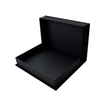 Großhandel Maßgefertigter Fotorahmen Schwarze Klappbare Geschenkbox Fotorahmen Starre Papierverpackungsbox Souvenir-Verpackung