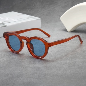 Occhiali da Sole Retrò con Montatura Completa Piccola in PC di Alta Qualità, Protezione UV400, Neri, Nuova Tendenza alla Moda Transfrontaliera per Uomini e Donne - Product Image 1