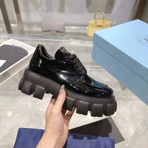 Chaussures de créateur de mode 2026, style décontracté, en cuir véritable de qualité supérieure, divers modèles pour femme - Product Image 2