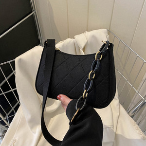 Bolso de Hombro de Cadena para Mujer, Negro, Acolchado, Textura de Fieltro, Correa Única, Cierre de Cremallera, Cuadrado Horizontal, Moda, Uso Diario - Product Image 1
