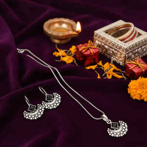 Conjunto de Cadena con Colgante de Piedra Pota Oxidada y Plateada, Joyería Étnica Tradicional para Mujer, Colección Festiva - Product Image 3