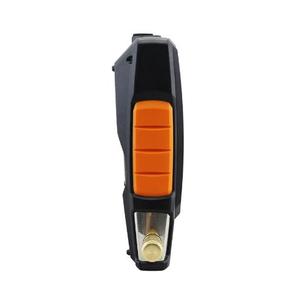 Le Testo 552 est un manomètre numérique pour le vide, adapté à la détection du niveau de vide dans les systèmes de pompage de chaleur. - Product Image 2