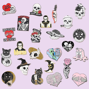Broche de regalo de joyería Punk gótica teléfono Rosa fantasma <span class=keywords><strong>palomitas</strong></span> de maíz daga con hoz flor lápida negro niquelado insignia de Metal pines - Product Image 2