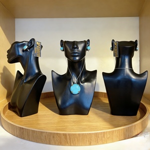 Ensemble de bijoux unisexe en argent plaqué saphir prêt à la vente, prix tout compris de 55 $ |   Pierre précieuse naturelle, emballage élégant, livraison rapide - Product Image 2