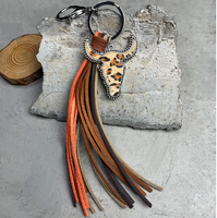 Sac en cuir véritable de style occidental vintage pendentif tête de vache lanière de clé usinée gland coloré pendentifs de mode breloques