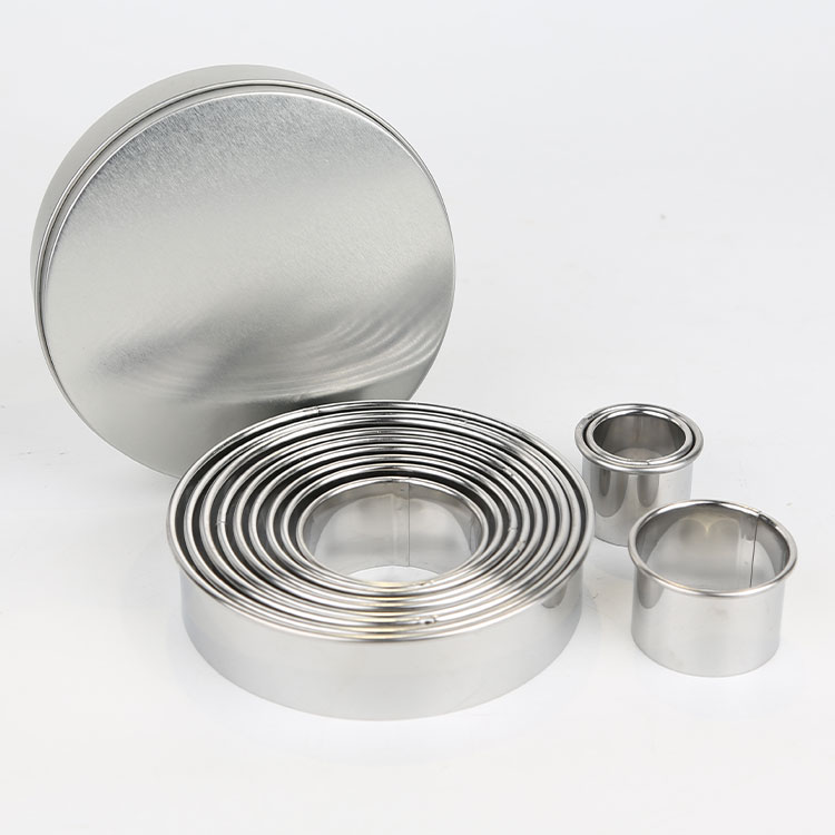 Emporte-pièce à Donuts Roulant 6 Cavités - Outil Pâtisserie En Aluminium Et Acier