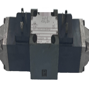 صمام هيدروليكي اتجاهي PLC 4WE 6 D52 OFAW220-60NZ4 بجهد 230 فولت تيار متردد مع وحدة تحكم قابلة للبرمجة - Product Image 1