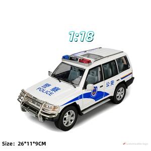 Modèle de <span class=keywords><strong>voiture</strong></span> en alliage Diecast 1:18 Classics Pajero avec son et lumière, modèle de <span class=keywords><strong>voiture</strong></span> jouet à tirer en arrière, collection de jouets pour garçons - Product Image 1