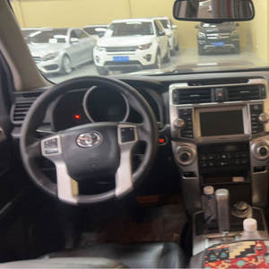 รถยนต์โตโยต้า 4Runner ปี 2010 เครื่องยนต์ 4.0L V6 เกียร์อัตโนมัติ 5 สปีด ขับเคลื่อน 4 ล้อ รถ SUV มือสอง โครงสร้างแข็งแรง ดีเซล คุณภาพดี เชื่อถือได้ สำหรับขับขี่ออฟโรด รถยนต์โตโยต้ามือสองสำหรับส่งออก - Product Image 5