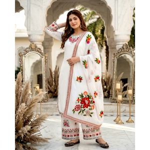 Costume Kurta Salwar brodé blanc pour femmes avec dupatta, tenue traditionnelle pakistanaise pour les occasions spéciales - Product Image 2